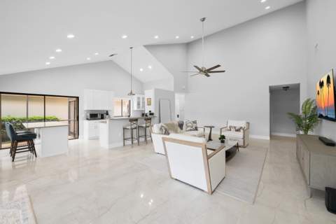 2505 Iroquois Circle, West Palm Beach FL - photo 20 of 25
