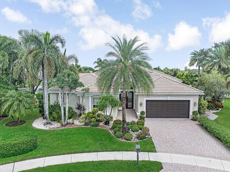 4 bedroom Single Family Residence at 6525 MURANO Way, BELLAGGIO, Lake Worth — photo 1