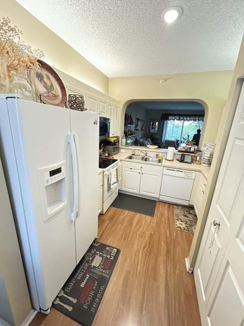 7775 Southampton Terrace #312, Tamarac FL - photo 10 of 51
