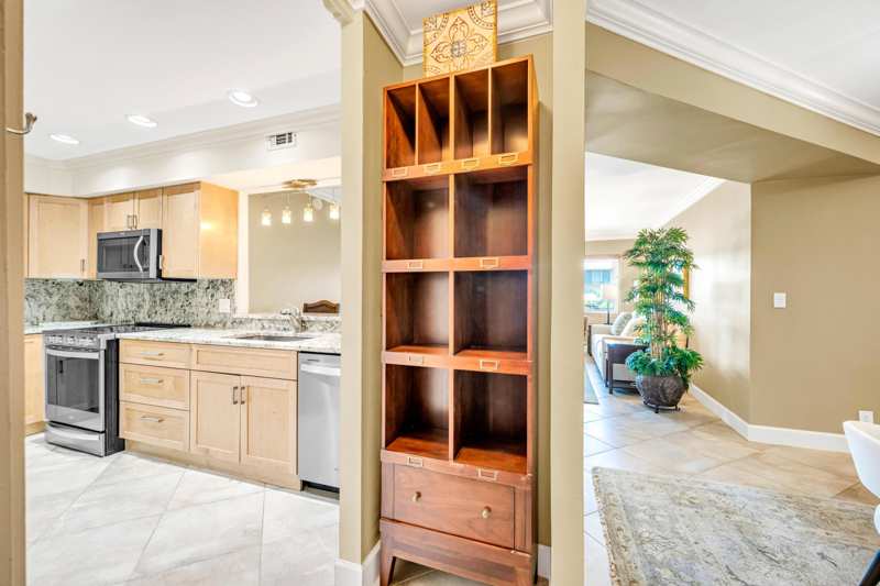 2 bedroom Condominium at 615 NE 12th Avenue #301, La Cancha Condo, Fort Lauderdale — photo 1