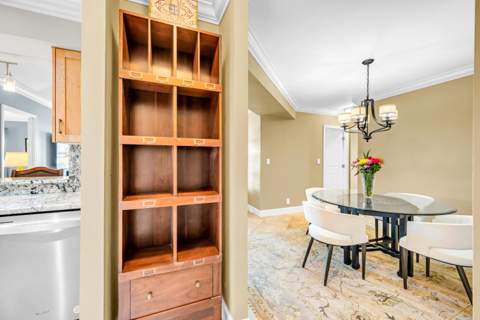 615 NE 12th Avenue #301, Fort Lauderdale FL - photo 8 of 40