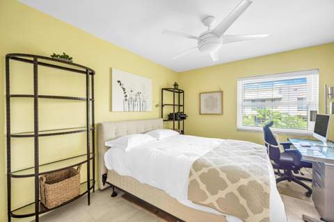 615 NE 12th Avenue #301, Fort Lauderdale FL - photo 22 of 40