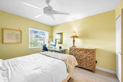 615 NE 12th Avenue #301, Fort Lauderdale FL - photo 23 of 40