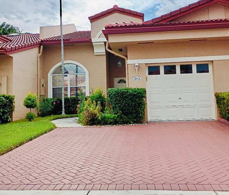 2 bedroom Villa at 9914 Malvern Drive #9914, Malvern, Tamarac — photo 1
