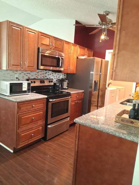 1341 SW 73rd Avenue, North Lauderdale FL - photo 6 of 22