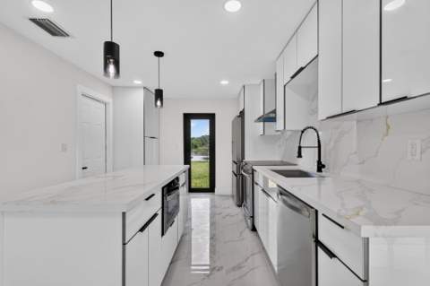 3185 Riddle Road, West Palm Beach FL - photo 11 of 45