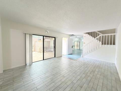 710 7th Lane, Palm Beach Gardens FL - photo 17 of 30