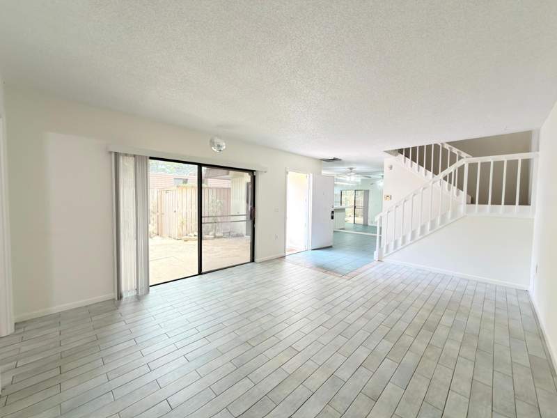 2 bedroom Townhouse at 710 7th Lane, Garden Lakes And Garden Square Shops, Palm Beach Gardens — photo 3