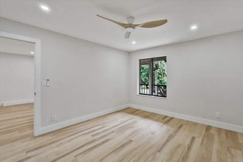 5220 Las Verdes Circle, Delray Beach FL - photo 21 of 25