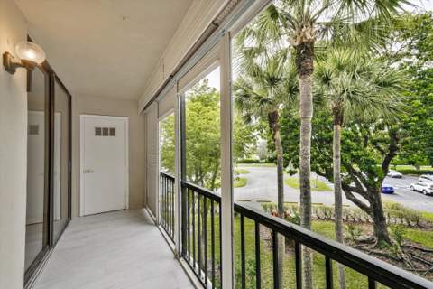 5220 Las Verdes Circle, Delray Beach FL - photo 24 of 25