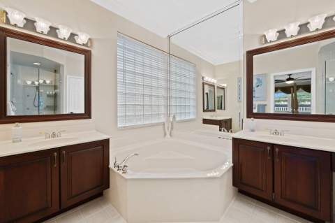 12621 YARDLEY Drive, Boca Raton FL - photo 16 of 37