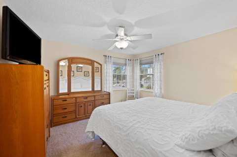 12621 YARDLEY Drive, Boca Raton FL - photo 21 of 37