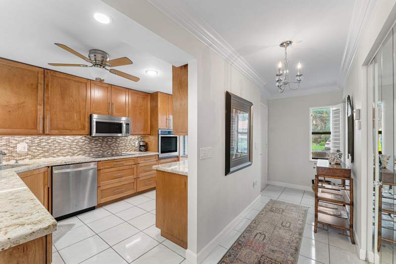 2 bedroom Condominium at 8520 CASA DEL LAGO #E, FAIRWAYS OF BOCA LAGO CONDO, Boca Raton — photo 1