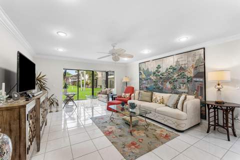 8520 Casa Del Lago #E, Boca Raton FL - photo 12 of 36