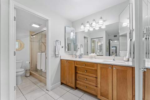 8520 Casa Del Lago #E, Boca Raton FL - photo 21 of 36