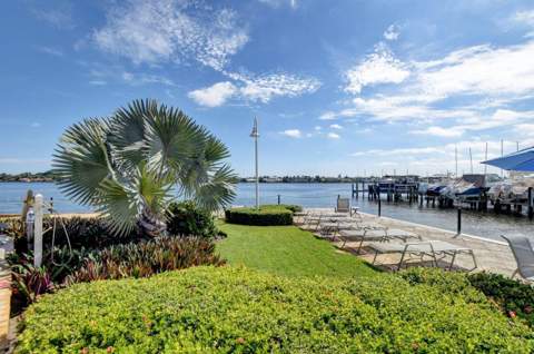 135 Yacht Club Way #305, Hypoluxo FL - photo 20 of 25