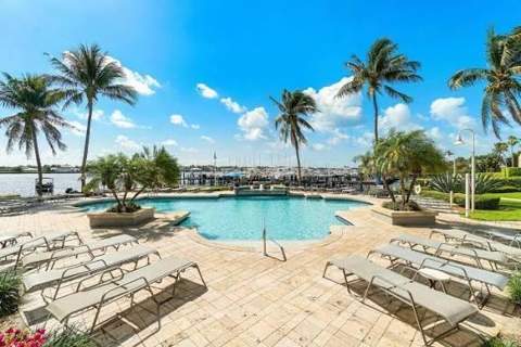 135 Yacht Club Way #305, Hypoluxo FL - photo 14 of 25