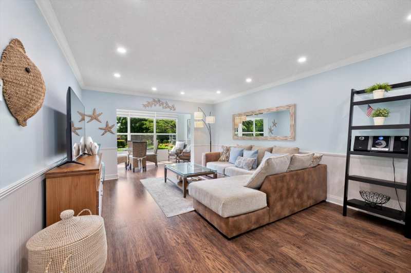 2 bedroom Condominium at 5171 W Oakland Park Boulevard #204, Petunia Gardens Condo, Lauderdale Lakes — photo 1