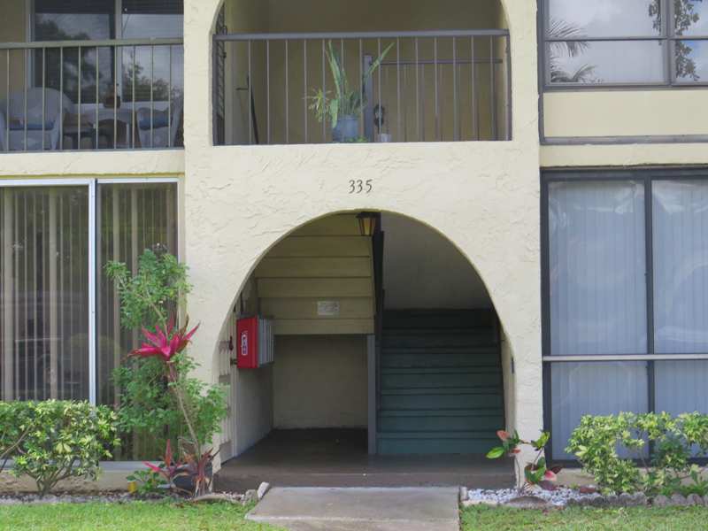 2 bedroom Condominium at 335 Pine Ridge Circle #D-1, Pine Ridge III Condo, Greenacres — photo 1