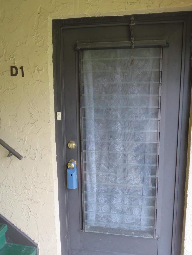 2 bedroom Condominium at 335 PINE RIDGE Circle #D-1, PINE RIDGE III CONDO, Greenacres — photo 2