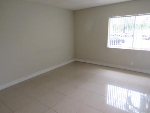 335 Pine Ridge Circle #D-1, Greenacres FL - photo 16 of 30