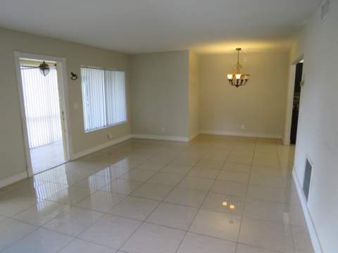 335 Pine Ridge Circle #D-1, Greenacres FL - photo 24 of 30