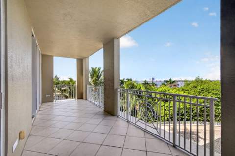 5310 N OCEAN Drive #301, Singer Island FL - photo 11 of 38