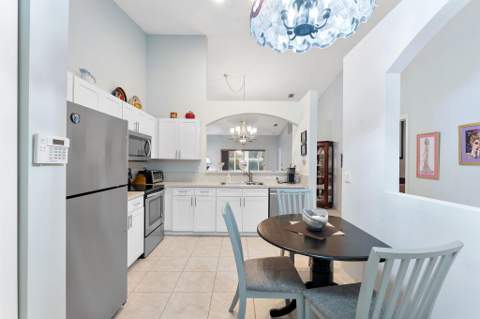 8498 Logia Circle, Boynton Beach FL - photo 12 of 30