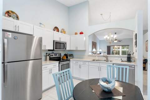 8498 Logia Circle, Boynton Beach FL - photo 13 of 30