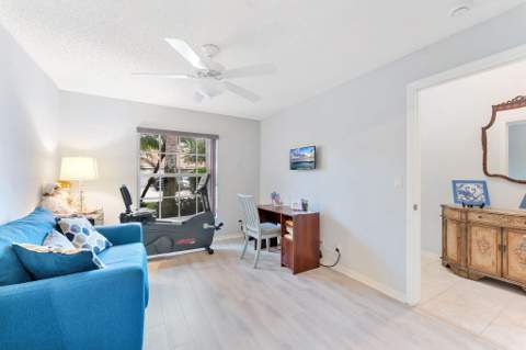 8498 Logia Circle, Boynton Beach FL - photo 22 of 30