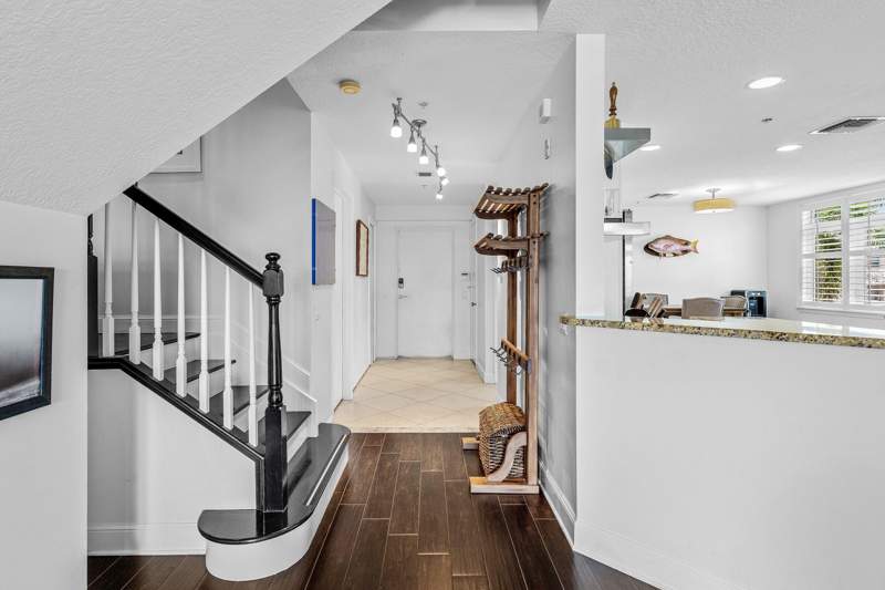 3 bedroom Townhouse at 305 E Ocean Avenue #Th-7, Olde Village Pointe Condo, Lantana — photo 4