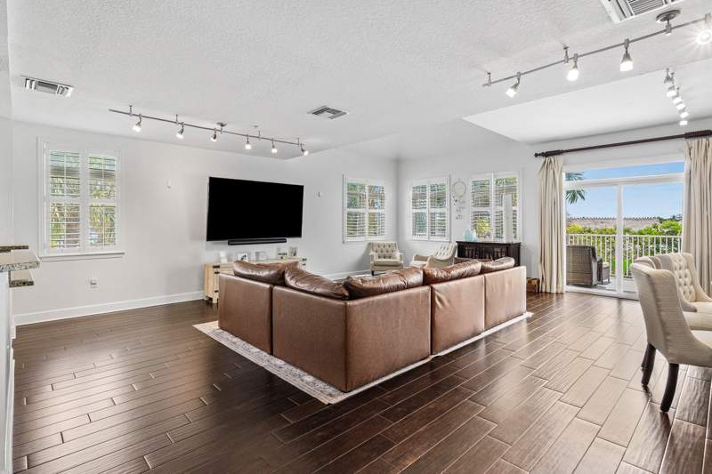3 bedroom Townhouse at 305 E Ocean Avenue #Th-7, Olde Village Pointe Condo, Lantana — photo 5