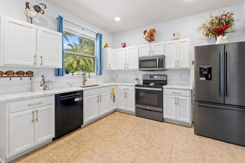 1731 SE Ridgewood Street, Port St. Lucie FL - photo 14 of 37