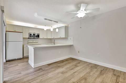 7118 71St Way, home for sale in West Palm Beach 33407