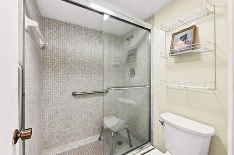 610 TENNIS CLUB Drive #305, Fort Lauderdale FL - photo 18 of 40