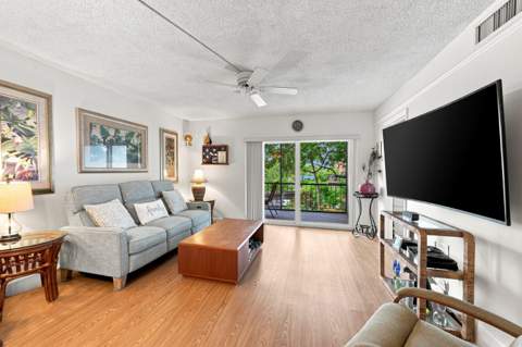 610 TENNIS CLUB Drive #305, Fort Lauderdale FL - photo 7 of 40
