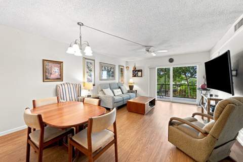 610 TENNIS CLUB Drive #305, Fort Lauderdale FL - photo 9 of 40