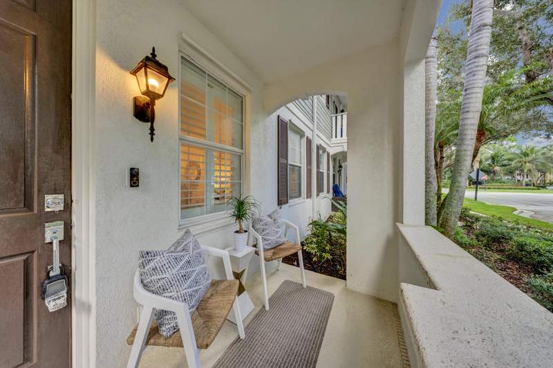 3 bedroom Townhouse at 3049 E Community Drive, MARTINIQUE AT ABACOA 1, Jupiter — photo 4