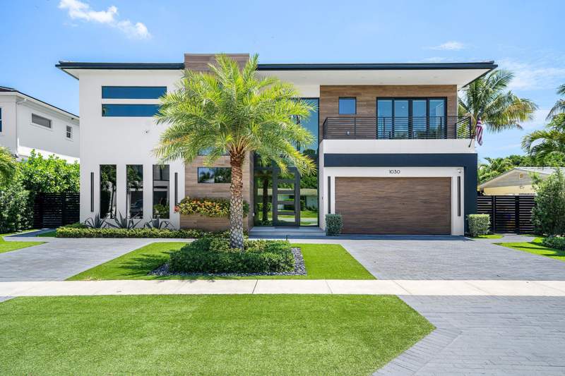5 bedroom Single Family Residence at 1030 NE 2nd Terrace, Boca Villas Sec C, Boca Raton — photo 3