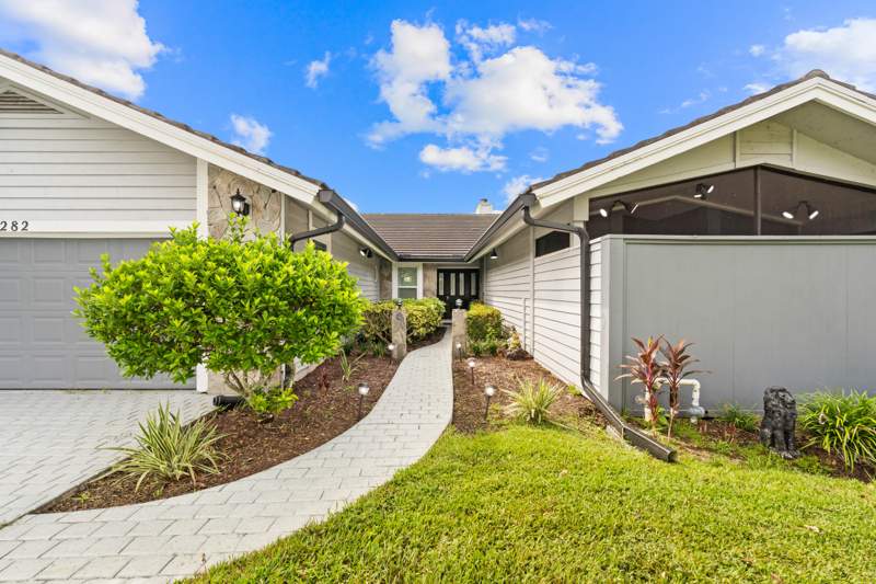 3 bedroom Single Family Residence at 1282 SW Bent Pine Cove, Country Club Estates Parcel 8 Phase 1, Port St. Lucie — photo 2