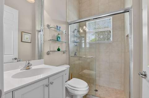 12133 Glacier Bay Drive, Boynton Beach FL - photo 17 of 37