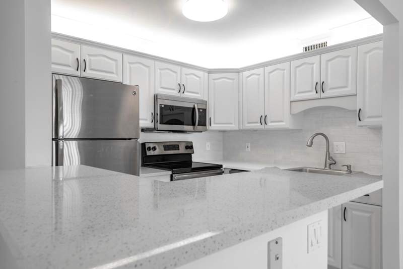 1 bedroom Condominium at 190 Saxony D, Kings Point Saxony Condos, Delray Beach — photo 2