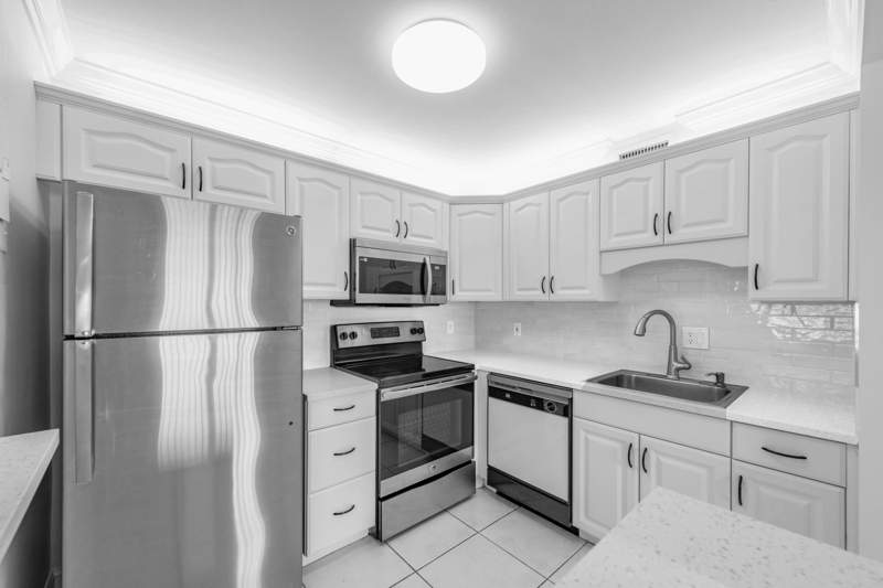 1 bedroom Condominium at 190 Saxony D, Kings Point Saxony Condos, Delray Beach — photo 3
