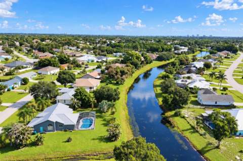 2461 SE Rock Springs Drive, Port St. Lucie FL - photo 20 of 24