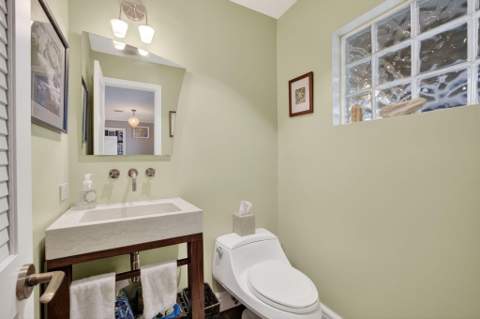 210 Washingtonia Avenue, Lauderdale-By-The-Sea FL - photo 19 of 64