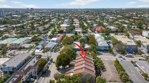 210 Washingtonia Avenue, Lauderdale-By-The-Sea FL - photo 15 of 64