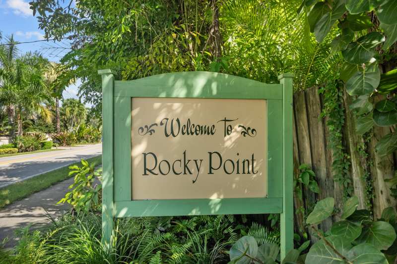 3 bedroom Single Family Residence at 5417 SE Major Way, Rocky Point, Stuart — photo 1