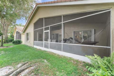 12092 Aprilia Drive, Boynton Beach FL - photo 17 of 29
