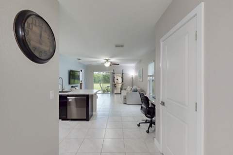 5557 SE Isabelita Avenue, Stuart FL - photo 10 of 51