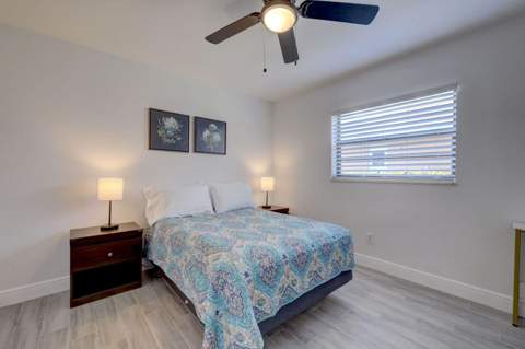 543 SE Greenway Terrace, Port St. Lucie FL - photo 16 of 24
